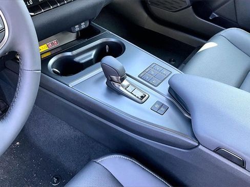 New 2026 Lexus UX 300h AWD image 8