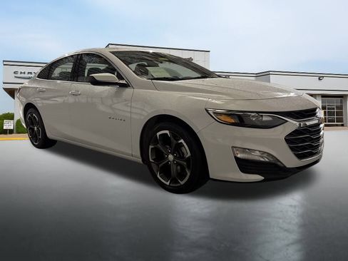 Used 2024 Chevrolet Malibu LT image 7