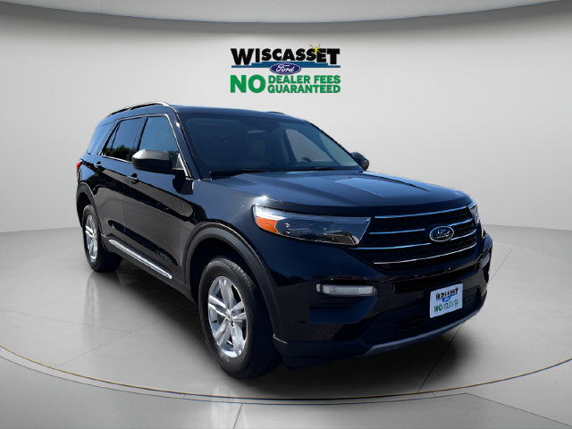 Used 2023 Ford Explorer XLT w/ Equipment Group 202A AWD/4WD image 24