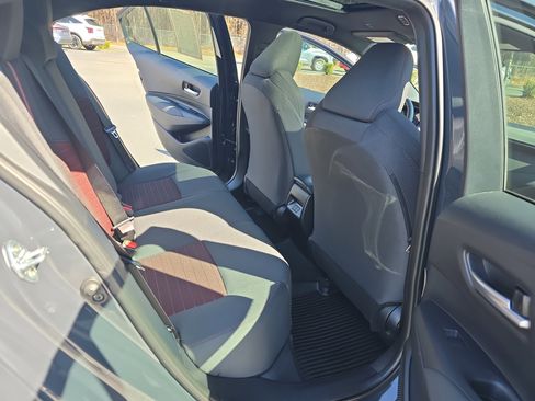 Used 2023 Toyota Corolla SE image 11