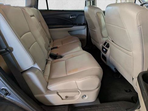 Used 2019 Honda Pilot EX-L image 28