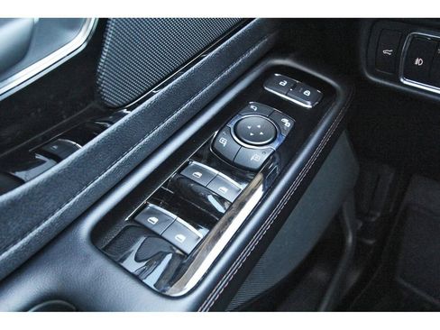 Used 2023 Lincoln Aviator Reserve w/ Equipment Group 201A image 22