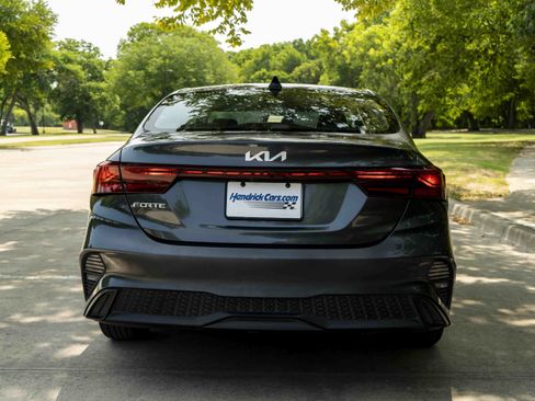 Used 2023 Kia Forte LXS FWD image 8