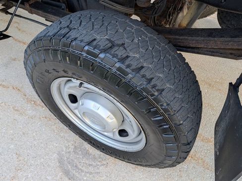 Used 2014 Ford F250 XL w/ Power Equipment Group AWD/4WD image 33