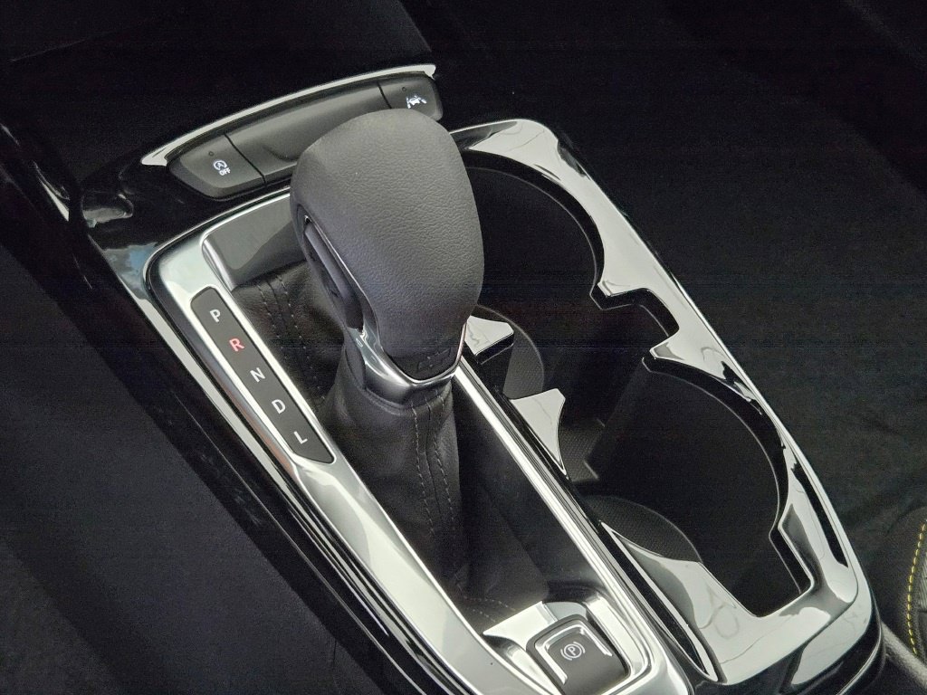 New 2026 Chevrolet Trax LT FWD image 25