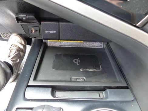 Used 2019 Toyota Camry XSE FWD image 34