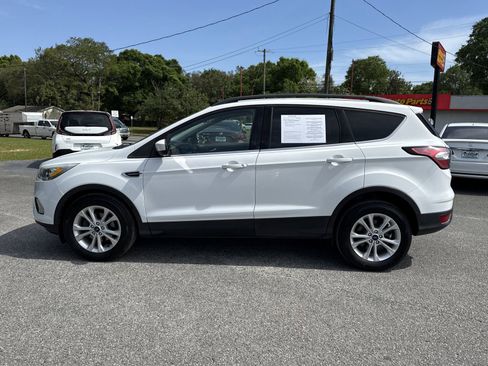 Used 2018 Ford Escape SEL FWD image 3