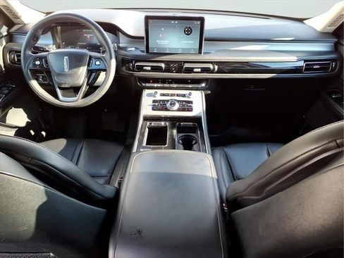 Used 2023 Lincoln Aviator AWD image 26