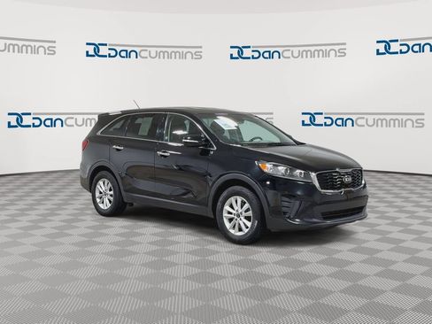 Used 2019 Kia Sorento L FWD image 2