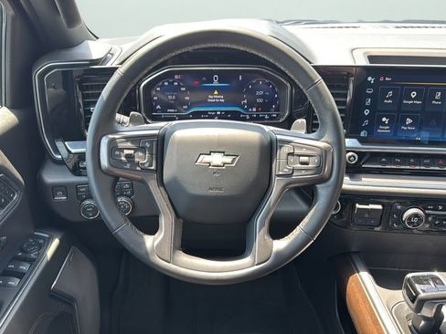 Used 2024 Chevrolet Silverado 1500 High Country w/ High Country Premium Package AWD/4WD image 21