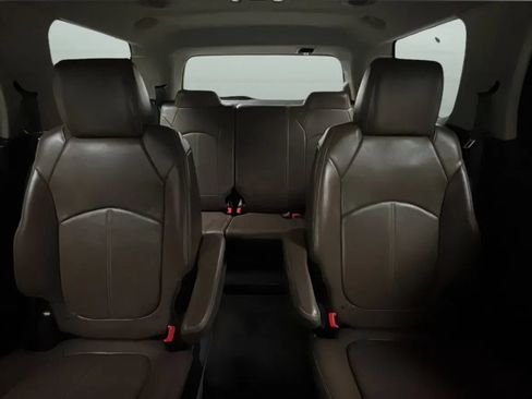 Used 2017 GMC Acadia Limited SLT FWD image 18
