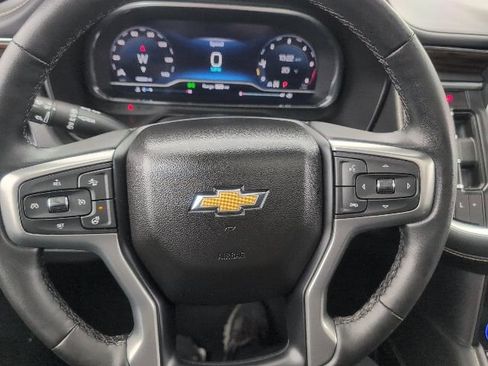 Used 2023 Chevrolet Suburban Premier w/ Premium Package image 27