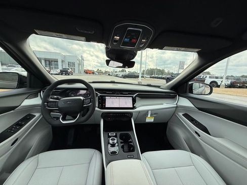 New 2026 Jeep Cherokee Limited image 12