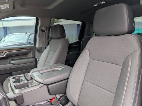 Used 2024 Chevrolet Silverado 1500 LT AWD/4WD image 23