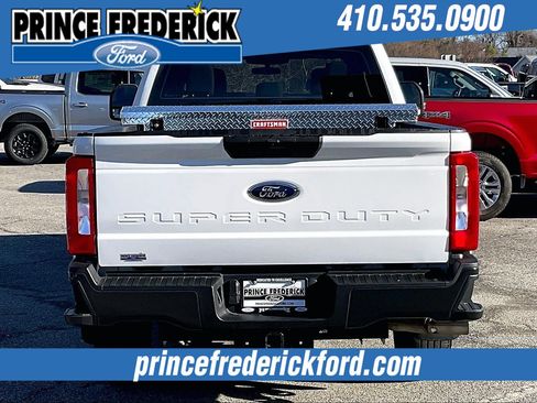Used 2023 Ford F250 XL image 4