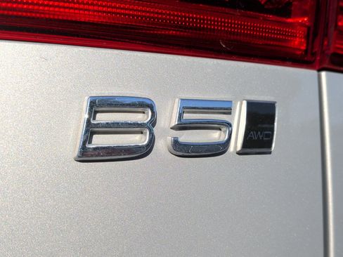 Used 2025 Volvo XC60 B5 Plus w/ Climate Package image 14