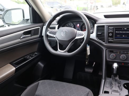 Used 2021 Volkswagen Atlas S image 12