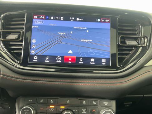 Used 2024 Dodge Durango GT image 24