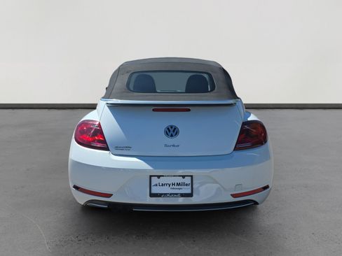 Used 2019 Volkswagen Beetle 2.0T S image 4