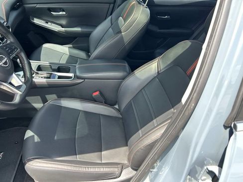 Certified 2025 Nissan Sentra SR w/ SR Premium Package FWD image 15
