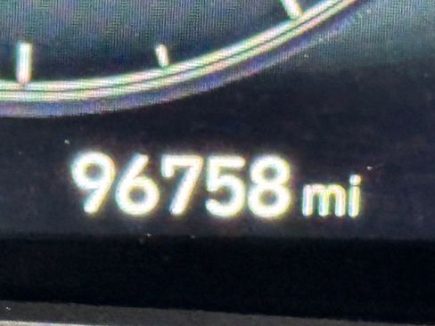 Used 2023 Hyundai Kona Limited image 15