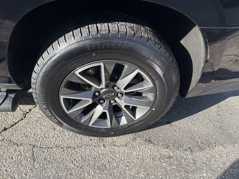 Used 2023 Chevrolet Suburban Z71 w/ Z71 Off-Road Package image 14