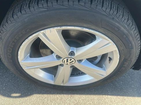 Used 2015 Volkswagen Passat 1.8T S FWD image 6
