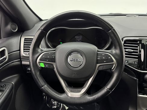 Used 2021 Jeep Grand Cherokee Limited w/ Luxury Group II image 26