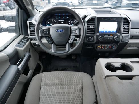 Certified 2022 Ford F250 XLT w/ XLT Premium Package image 17