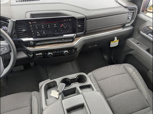 New 2026 GMC Sierra 1500 Elevation image 19