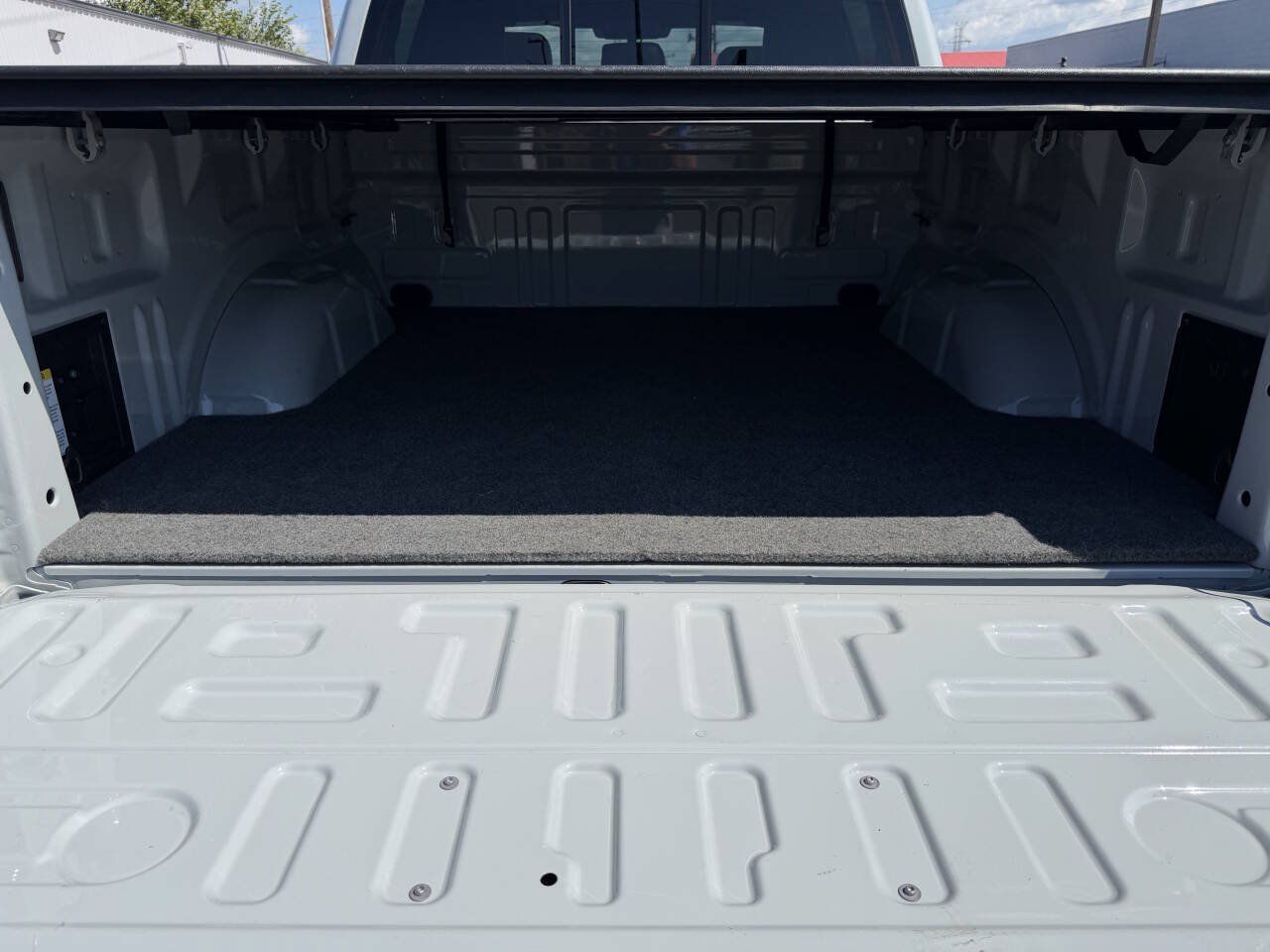 Used 2024 Ford F150 Lariat AWD/4WD image 9
