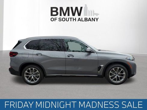 New 2026 BMW X5 xDrive40i image 3