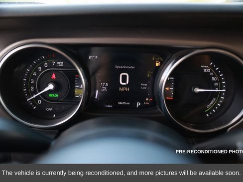 Used 2023 Jeep Wrangler Unlimited w/ Cold Weather Group image 16