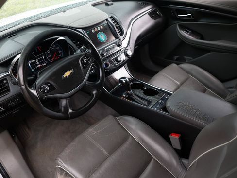 Used 2016 Chevrolet Impala LTZ FWD image 4