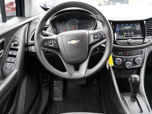 Used 2020 Chevrolet Trax LS w/ Tint and Cruise Package image 20