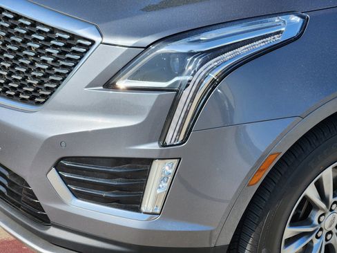 Used 2020 Cadillac XT5 Premium Luxury FWD image 28