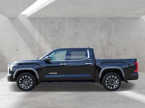 Used 2024 Toyota Tundra Limited w/ Power Package AWD/4WD image 5