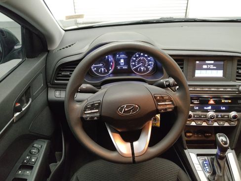 Used 2020 Hyundai Elantra SE w/ Cargo Package (C1) FWD image 22