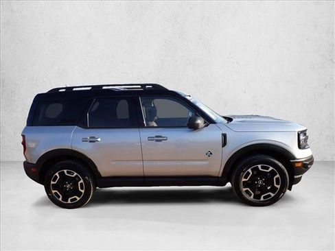 Used 2022 Ford Bronco Sport Outer Banks AWD/4WD image 5