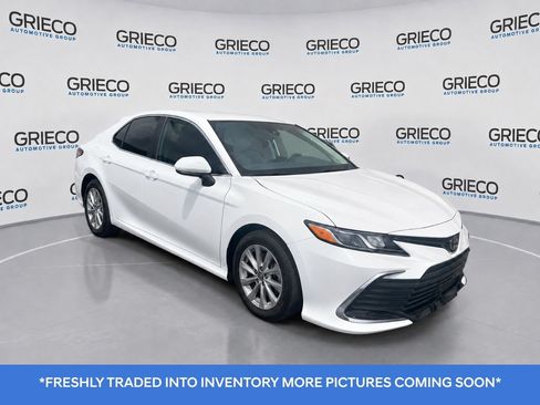 Used 2024 Toyota Camry LE FWD image 1