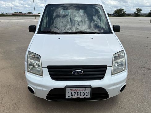 Used 2010 Ford Transit Connect XLT FWD image 12