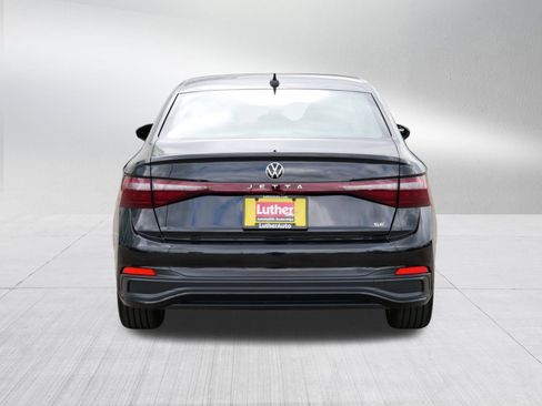 Used 2026 Volkswagen Jetta SE w/ Black Wheel Package FWD image 6