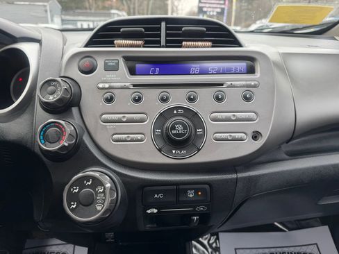 Used 2013 Honda Fit Hatchback 4D image 20