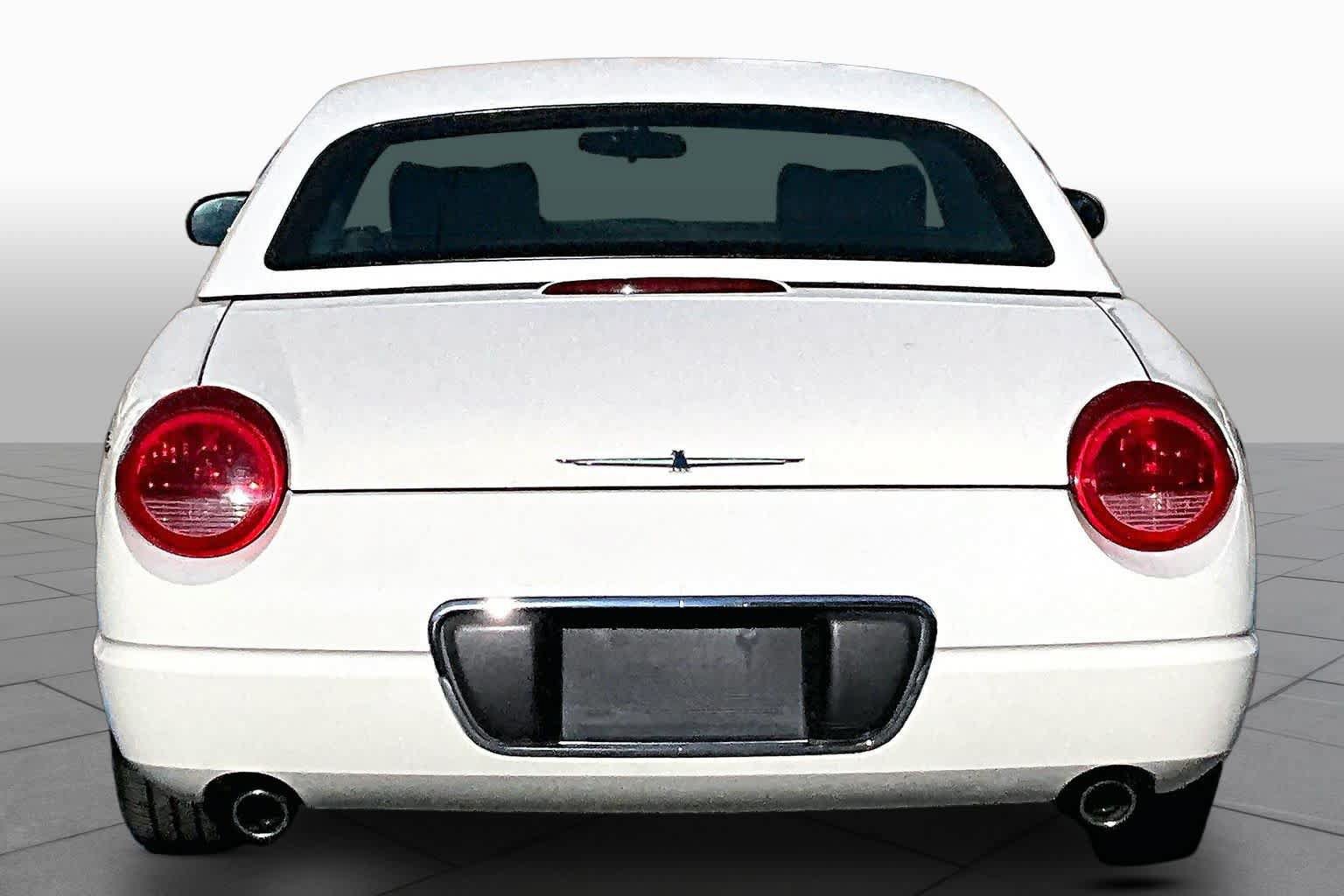 Used 2002 Ford Thunderbird RWD image 4