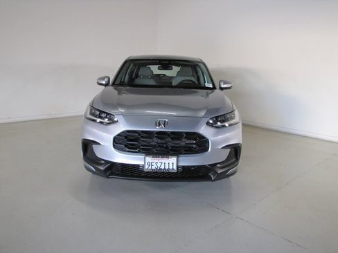 Certified 2023 Honda HR-V LX image 2