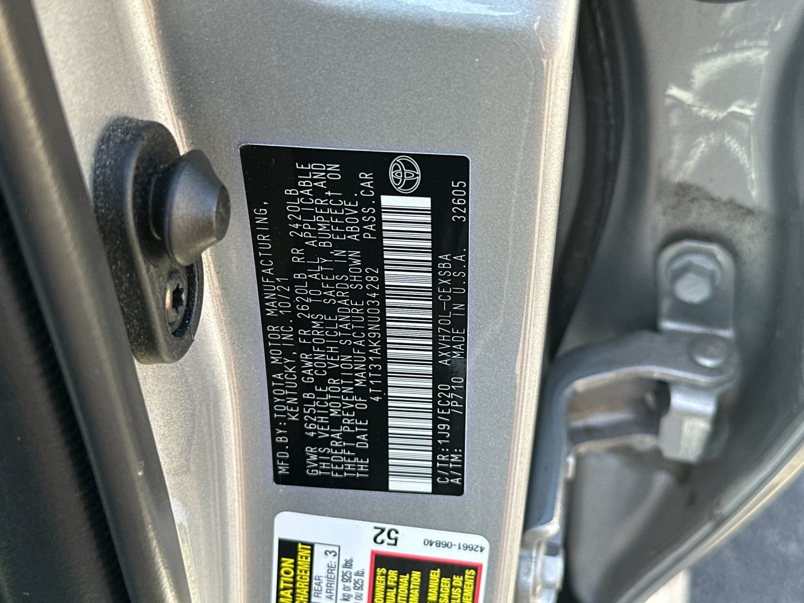 Used 2022 Toyota Camry SE w/ Convenience Package FWD image 30