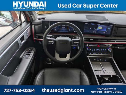 Used 2025 Hyundai Santa Fe Limited FWD image 23