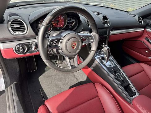Certified 2025 Porsche 718 Boxster S RWD image 4