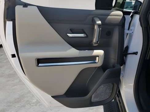 New 2026 GMC Hummer EV 4x4 Crew Cab image 43