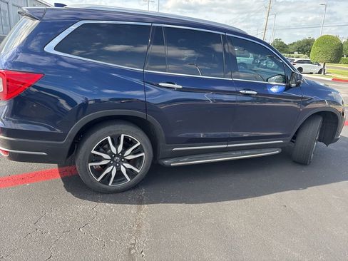 Used 2019 Honda Pilot Touring image 5